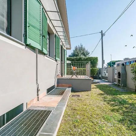 Solanum Ferienhaus Viareggio